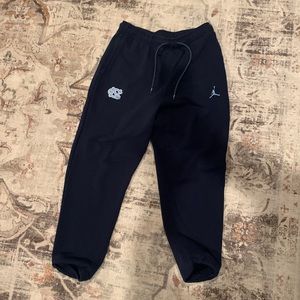 Nike Jordan UNC Tarheels sweatpants